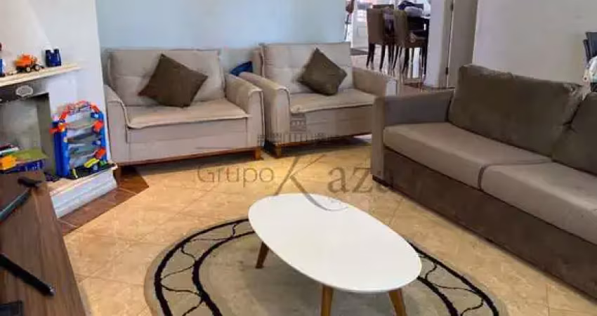 Oportunidade - casa em condomínio - condomínio jardim coléginho - vila zezé - 4 dormitórios - 395m² - estuda permuta.