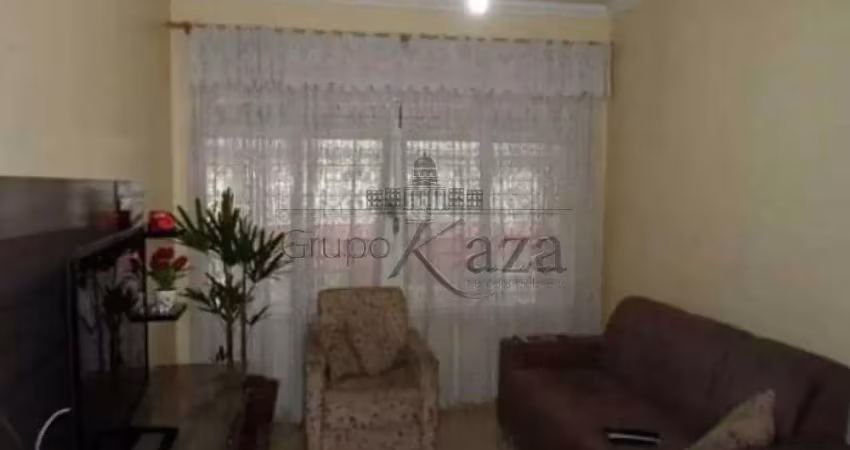 Casa com 2 quartos à venda na Avenida Santa Maria, Chácaras Santa Maria, Jacareí