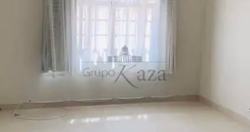 Casa sobrado 3 dormitórios toda planejada 131 m² jardim das industrias