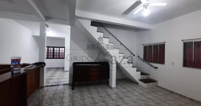 Casa com 3 quartos à venda na Rua Luiz Lyria Lopes, Martim de Sá, Caraguatatuba