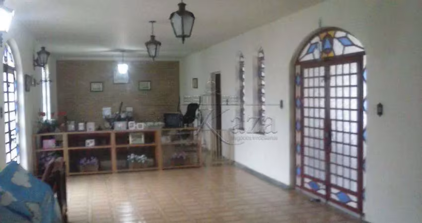 Casa - jardim califórnia - jacareí - 358m² - 3 dormitórios - aceita permuta.