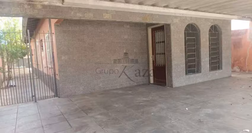 Casa com 3 quartos à venda na Rua dos Flamingos, Vila Tatetuba, São José dos Campos