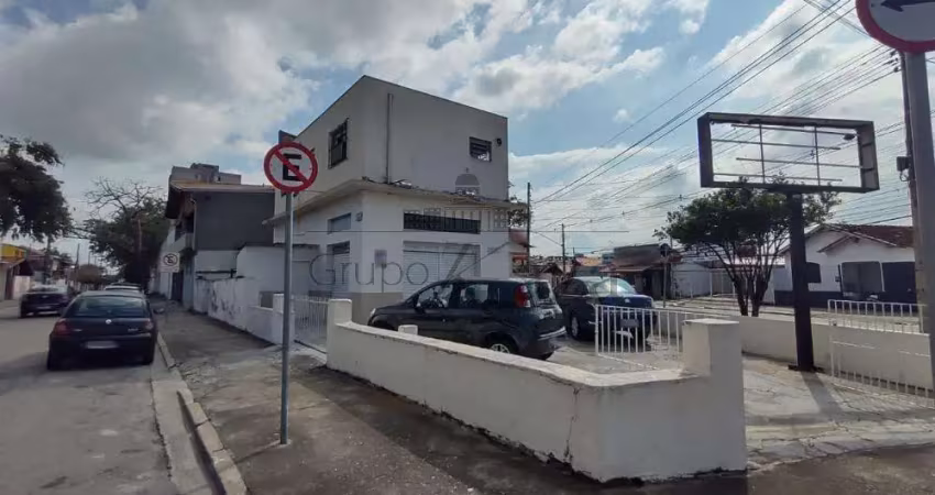Casa comercial - residencial - monte castelo - 270m² - 2 dormitórios.