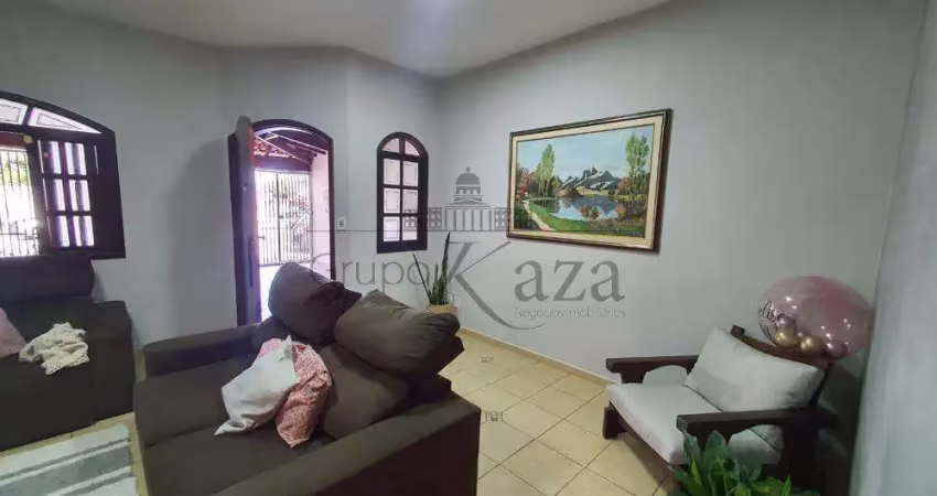Casa com 4 quartos à venda na Avenida Mário Frigi, Bosque dos Ipês, São José dos Campos