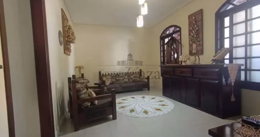 Casa térrea com edícula - jardim portugal - 3 dormitórios - 250m².