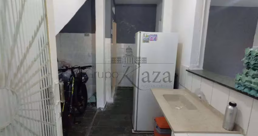 Casa com 3 quartos à venda na Rua Osvaldo Macedo Lecques, Jardim Satélite, São José dos Campos