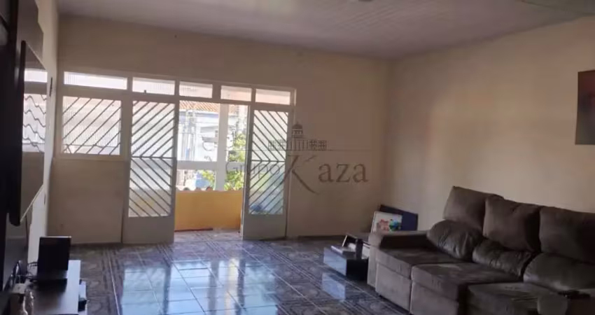 Casa sobrado - conjunto residencial galo branco - 2 dormitórios - 169m².