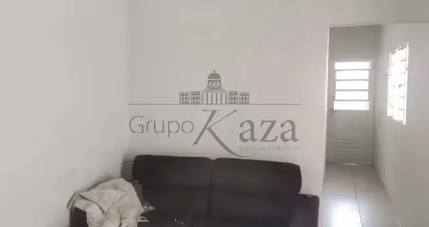 Casa com 3 quartos à venda na Rua Scutum, Jardim Satélite, São José dos Campos