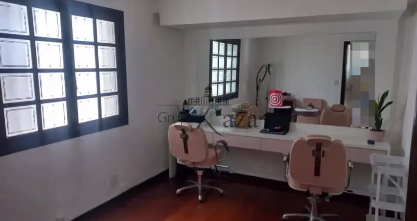 Casa comercial à venda na Avenida Campos Elíseos, Casa inteira, Jardim Alvorada, São José dos Campos
