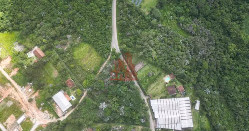 Terreno à venda na Estrada dos Lusitanos, 24, Santana, Cotia