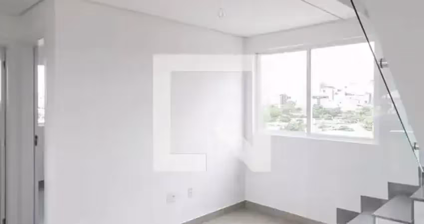 Cobertura ampla e moderna com 2 quartos e 2 vagas no coração de santa terezinha – belo horizonte