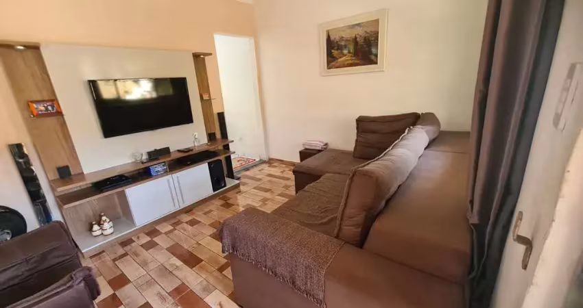 2 maravilhosas casas de 2 quartos no centro de nilópolis,próximo ao assaí