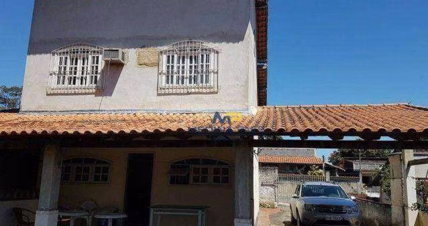 Casa com 3 dormitórios à venda, 200 m² por R$ 320.000,00 - Mutuá - São Gonçalo/RJ