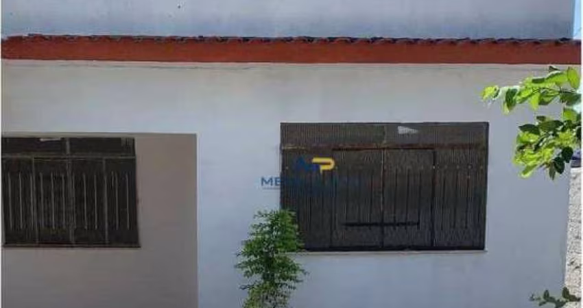 Casa com 8 dormitórios à venda por R$ 460.000,00 - Laranjal - São Gonçalo/RJ