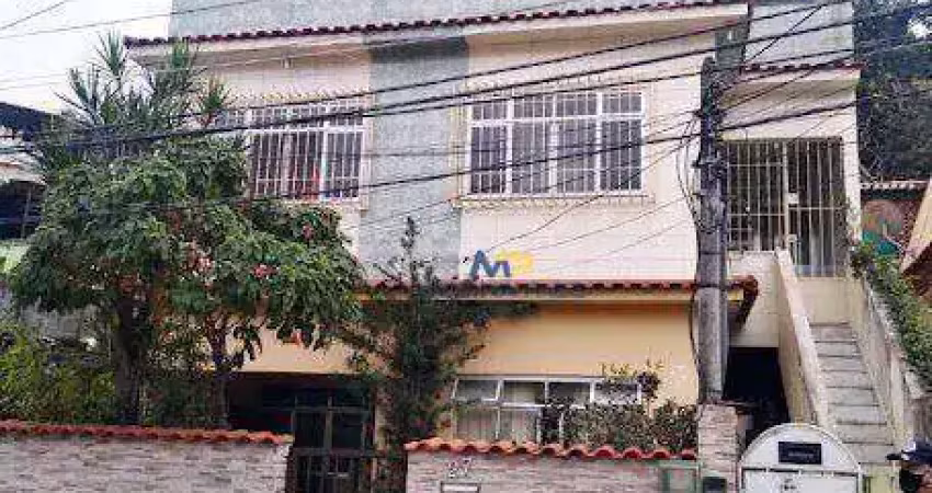 Casa com 3 dormitórios à venda, 250 m² por R$ 320.000,00 - Barro Vermelho - São Gonçalo/RJ