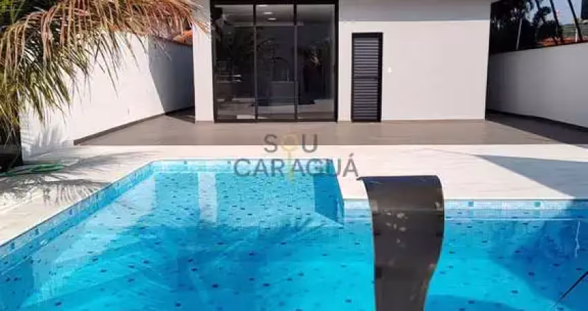 Casa nova com piscina e 3 suítes a 300m da praia martim de sá