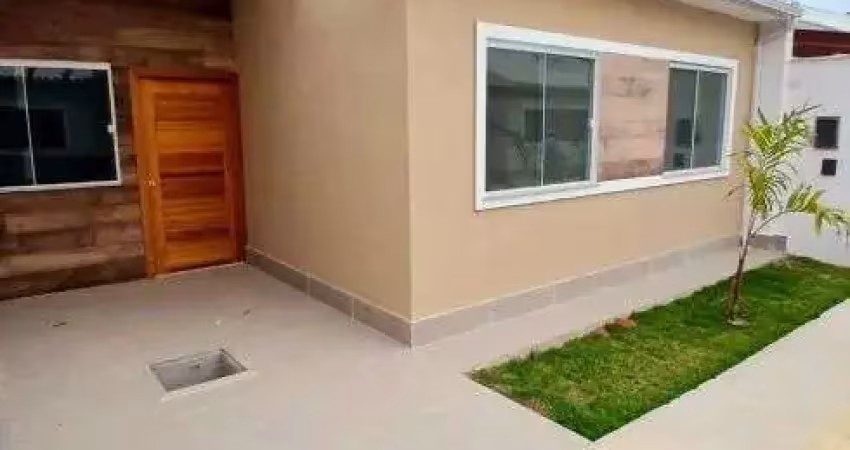 Oportunidade! casa 03 quartos em condomínio na granja dos cavaleiros