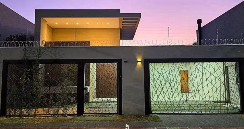 Porteira fechada- 50 metros da av. afonso pena- 3 suítes (master com hidro)- energia solar- piscina