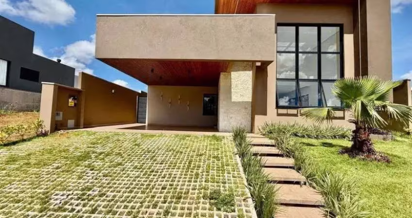 Casa térrea no alphaville i com 3 suítes sendo a master c/ banheira de imersao- energia solar