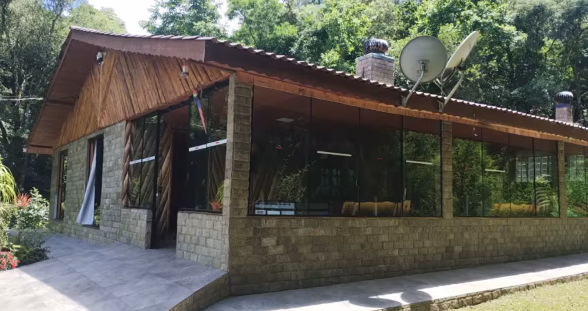 Linda chácara em quitandinha. *oferta imperdível*: chácara para lazer