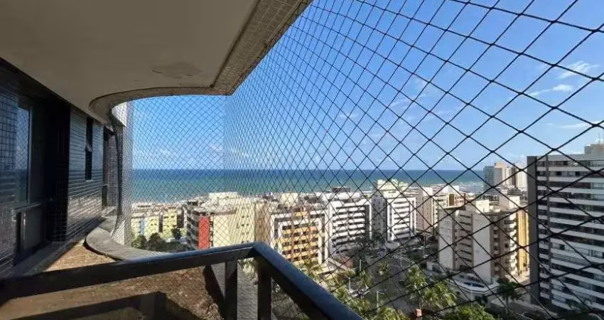 Apartamento com 4 quartos para alugar na Rua Alberto Valença, 10, Pituba, Salvador