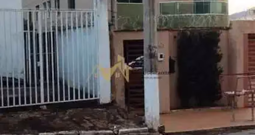 Apartamento com 3 quartos à venda em Pinheiros, Sarzedo 