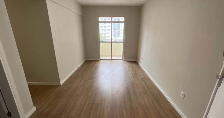 Apartamento em Campinas, São José/SC