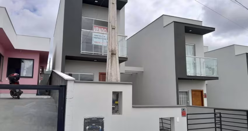Casa Sobrado em Potecas, São José/SC