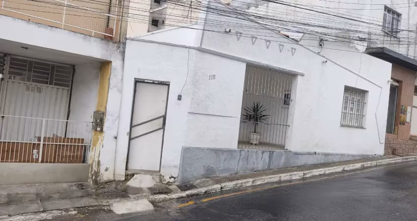 Casa com 3 quartos à venda na Avenida Paraíba, 115, Brasil, Vitória da Conquista
