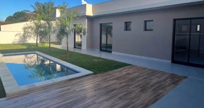 Casa na City com 3 suites