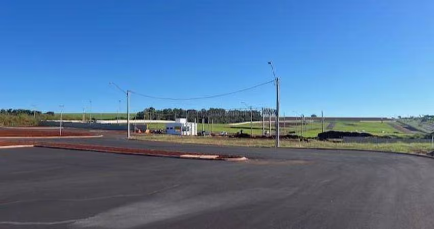 Terreno comercial com 1000 m2 no Centro Empresarial THO
