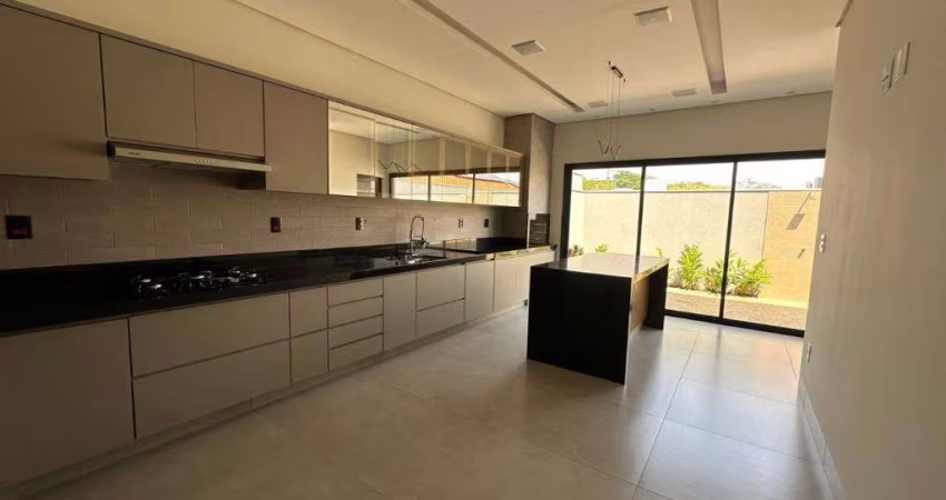 Casa ampla no Cond San Marco