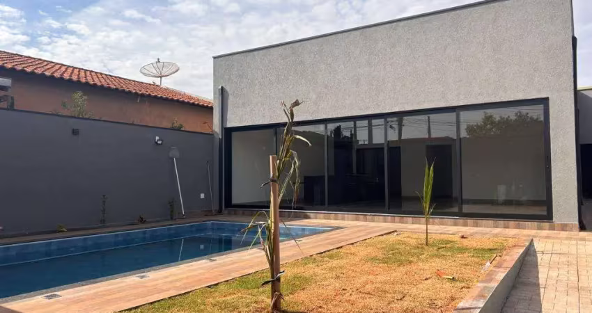 Casa com paisagismo no parque residencial candido portinari