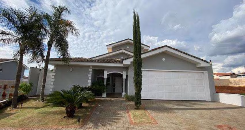 Casa Cond Santa Monica com 4 suites