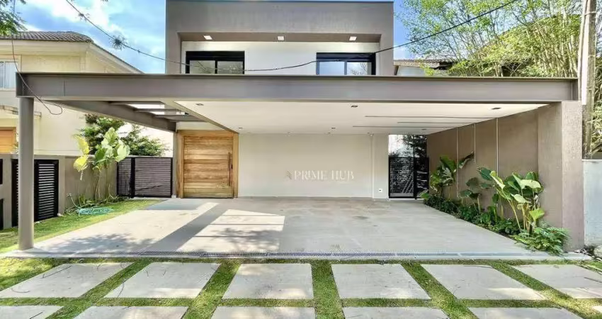 Casa moderna com vista para o campo de golfe e área gourmet com piscina – condomínio fechado de alto padrão
