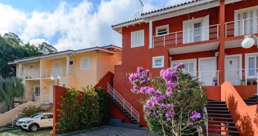 Linda casa semi-isolada com lazer privativo e acabamentos de alta qualidade