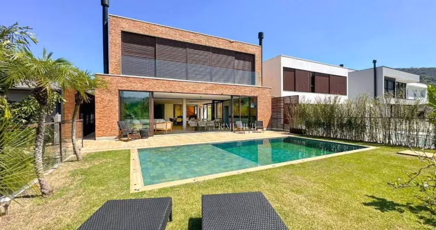 Casa espetacular com 5 suítes, área de lazer completa e vista para a mata no alphasítio, alphaville