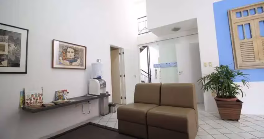 Casa reformada para residência ou comércio bairro madalena  -  recife