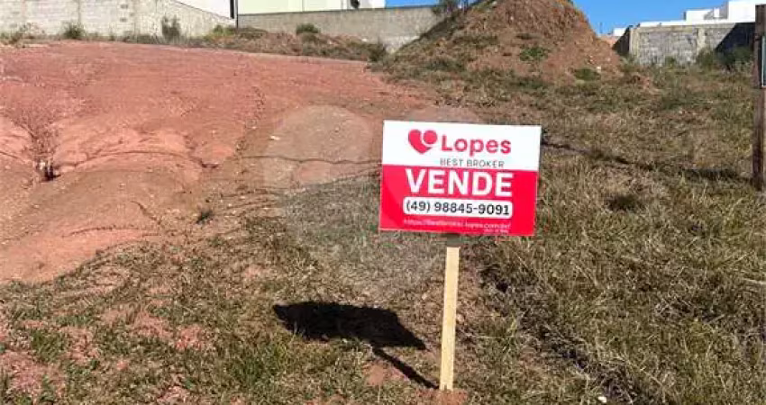 Terreno à venda na Do Guapuruvu, Boqueirão, Lages