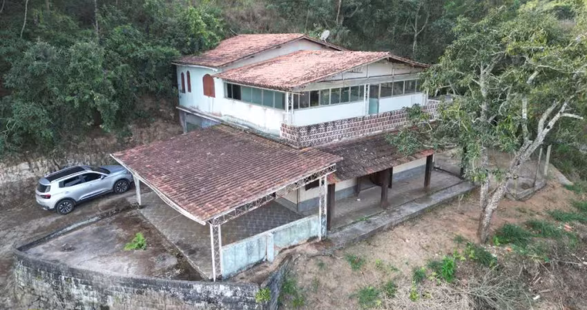 Vendo casa no bairro governador portela em  miguel pereira - rj