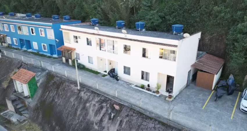 Vendo casa no bairro governador portela em miguel pereira - rj