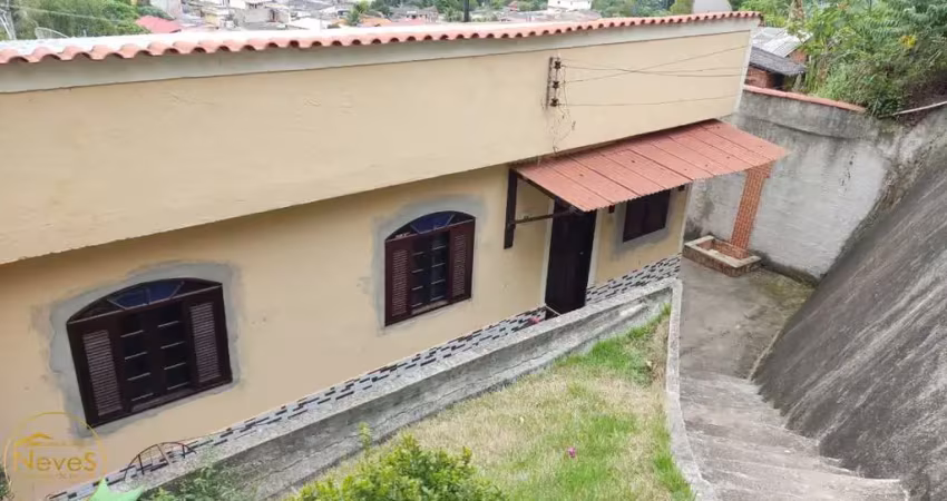 Vendo casa no bairro parque barcellos em paty do alferes - rj.