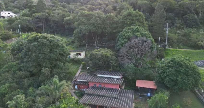 Vendo sítio no bairro jardim chave d'ouro em paty do alferes - rj