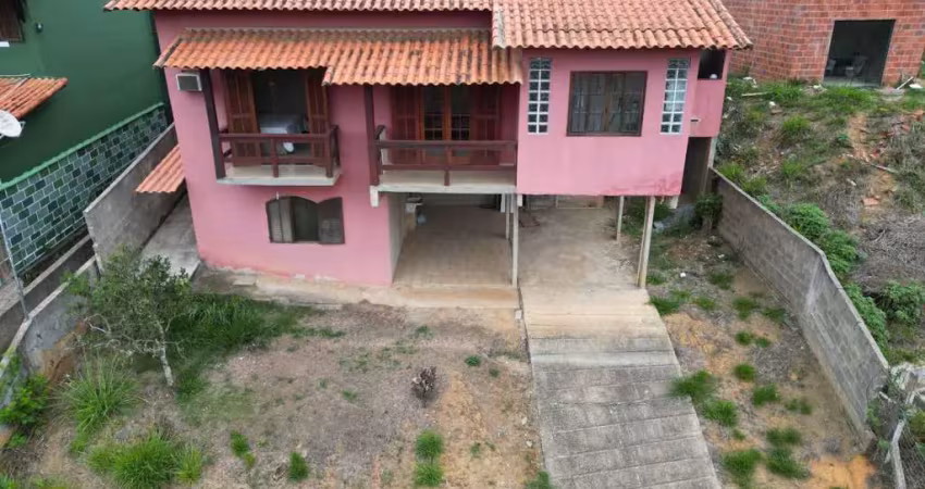Vendo casa com anexo no bairro ville de monte alegre em paty do alferes - rj