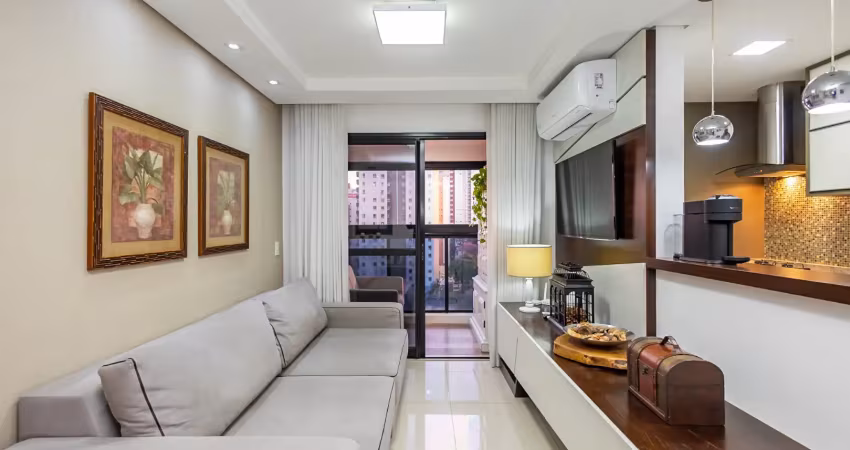 Apartamento semi-mobiliado próximo ao jardim botânico com 57m², 2 dormitórios e 1 vaga