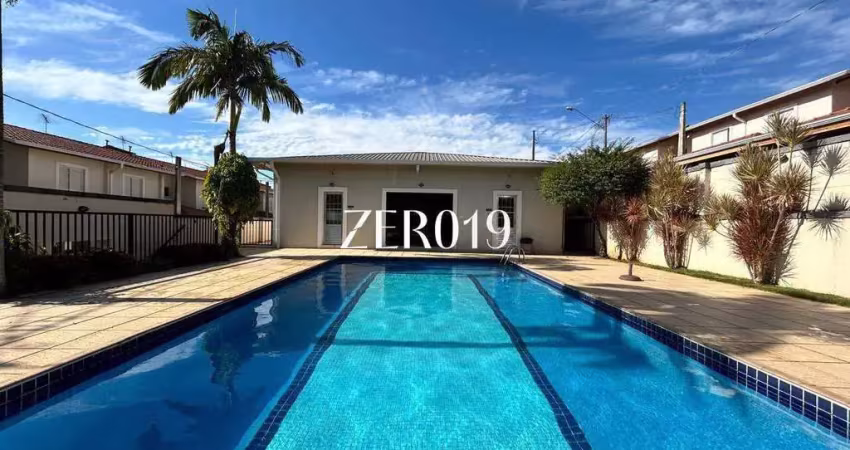 Casa em condomínio de 3 dormitórios, suíte, 3 vagas e lazer completo / cód.:27592
