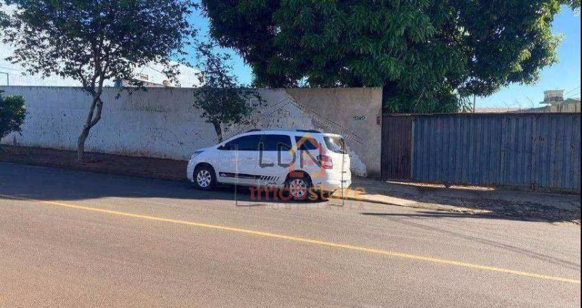 Barracão para locação na Rua Tietê, 700 m² por R$ 19.000/mês - Jardim Tabapuã - Londrina/PR