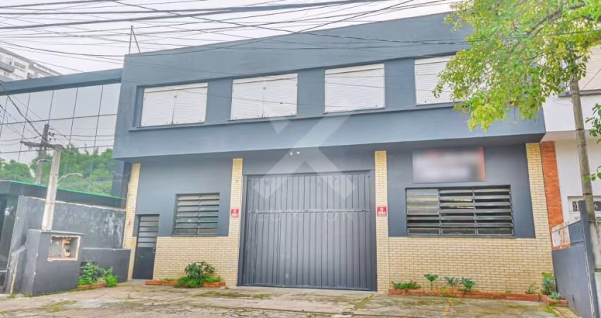 Barracão / Galpão / Depósito à venda na Dr. Joao Inacio, 1316, Navegantes, Porto Alegre