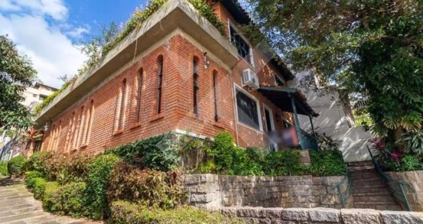 Casa com 4 quartos para alugar na Rua Amélia Teles, 215, Petrópolis, Porto Alegre