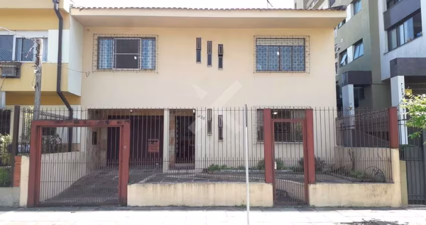 Casa com 3 quartos à venda na Rua Atanásio Belmonte, 498, Passo da Areia, Porto Alegre